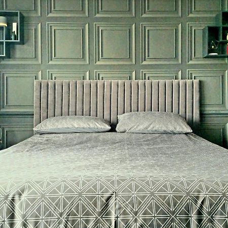 Detached Homestay - Super, King & Double Rooms - Leyland, Preston, Chorley, Lancashire Bagian luar foto