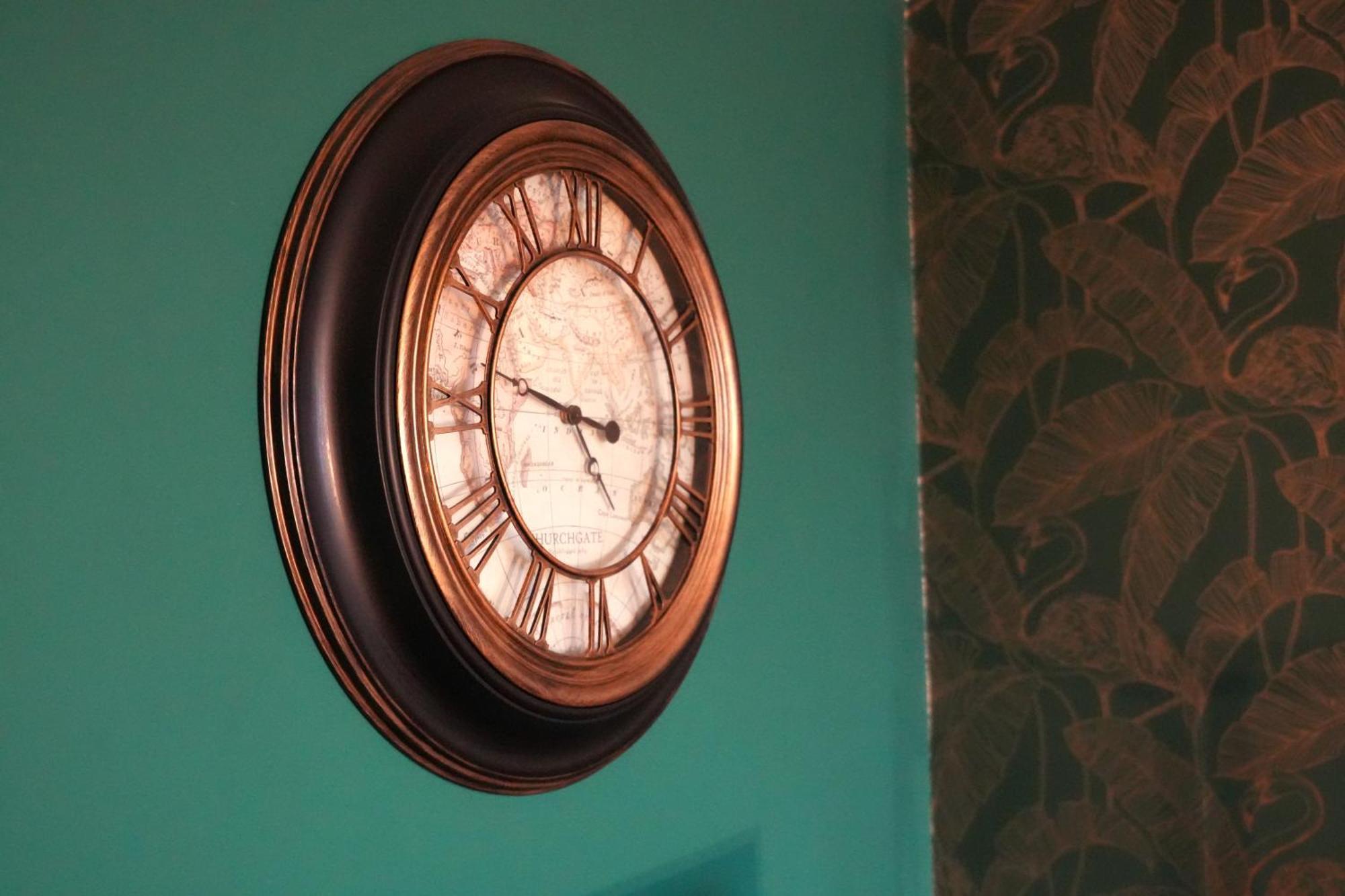 Detached Homestay - Super, King & Double Rooms - Leyland, Preston, Chorley, Lancashire Bagian luar foto