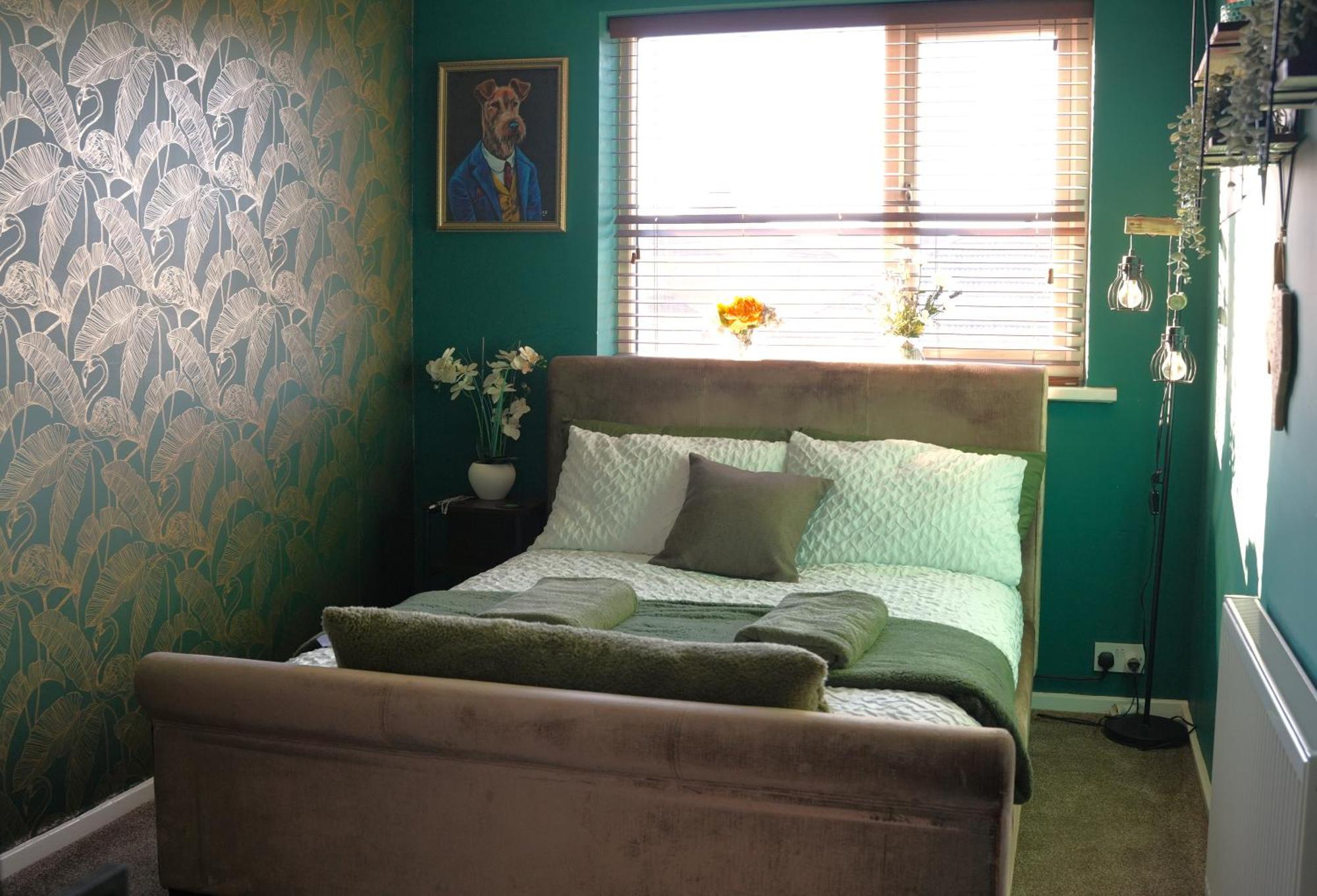 Detached Homestay - Super, King & Double Rooms - Leyland, Preston, Chorley, Lancashire Bagian luar foto