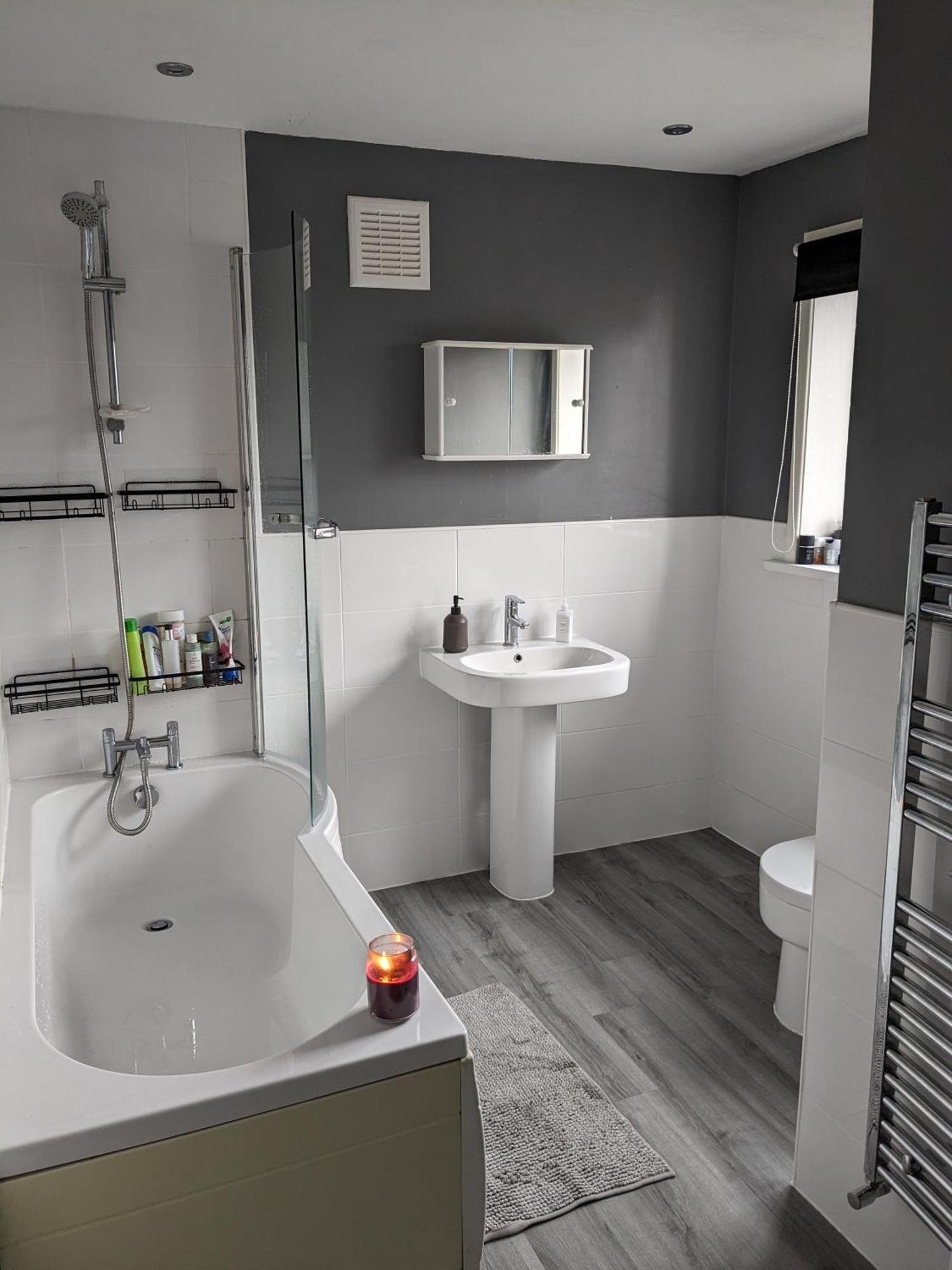 Detached Homestay - Super, King & Double Rooms - Leyland, Preston, Chorley, Lancashire Ruang foto